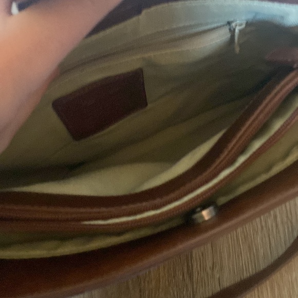 Relic vegan leather and canvas utility academic Crossbody tote bag. Preppy - Picture 7 of 8